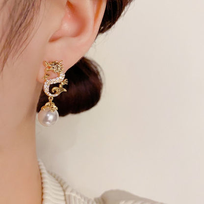 Dragon Dangling Pearl Earings -- (Segítsen a kívánságodnak valóra válni!)