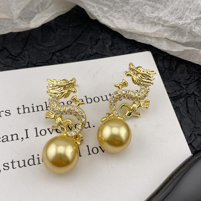 Dragon Dangling Pearl Earings -- (Segítsen a kívánságodnak valóra válni!)